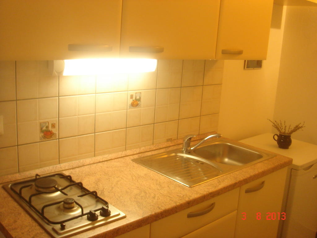 Primošten Apartments Renata الغرفة الصورة