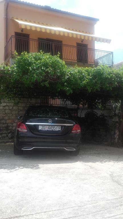 Primošten Apartments Renata المظهر الخارجي الصورة